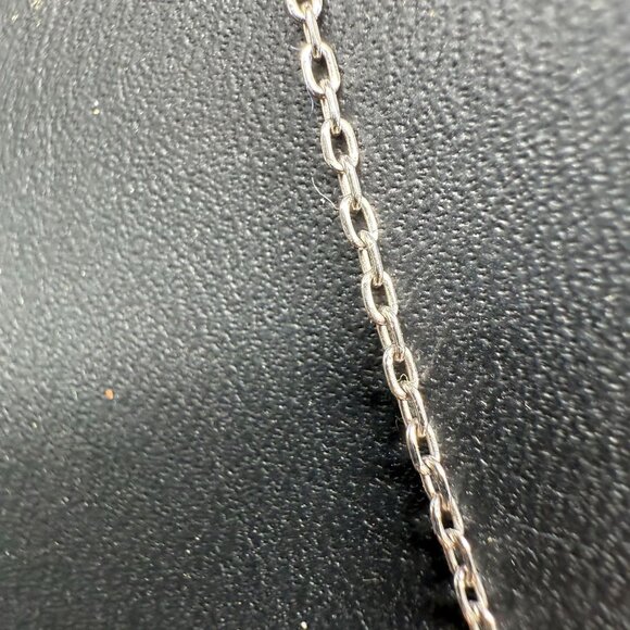 925 Sterling Silver Feather Pendant Chain Necklace Minimalist Classic Timeless - Picture 5 of 6